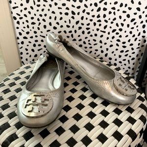 Tory Burch Reva ballet flat. Size 5